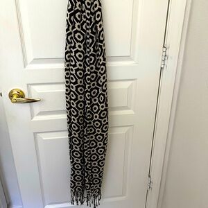 Spartina 449 long oblong scarf.